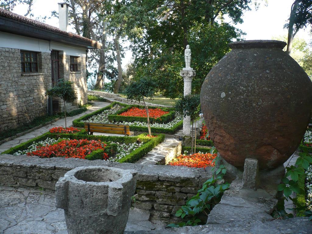 Bisser - Free Parking - Free Pool Access 2* Balçık
