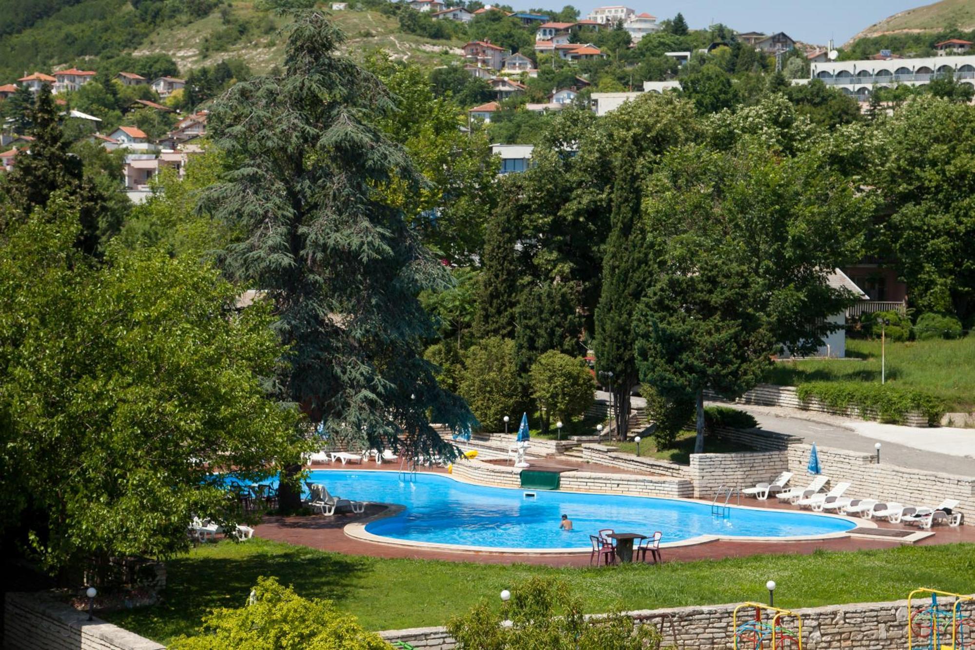 Bisser - Free Parking - Free Pool Access 2* Balçık