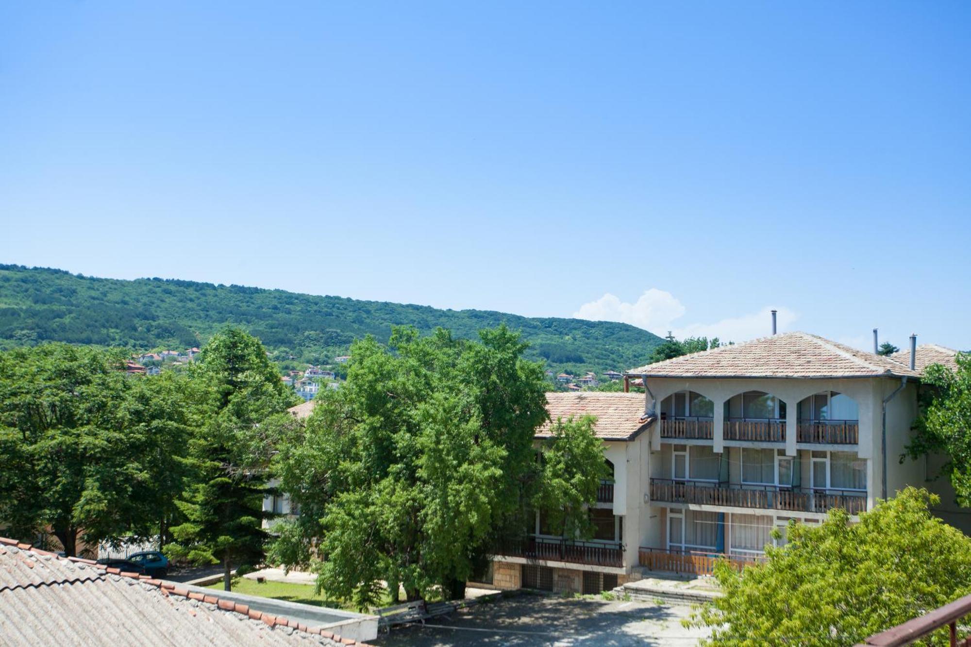 Otel Bisser - Free Parking - Free Pool Access