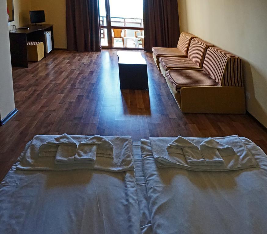 Bisser - Free Parking - Free Pool Access Balçık