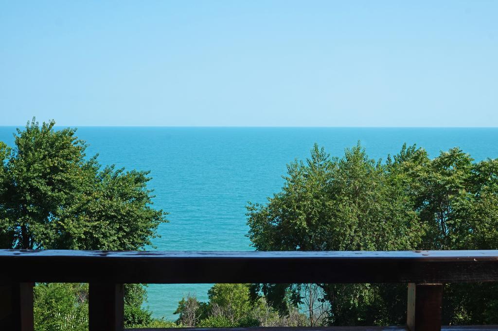 Bisser - Free Parking - Free Pool Access 2* Balcic